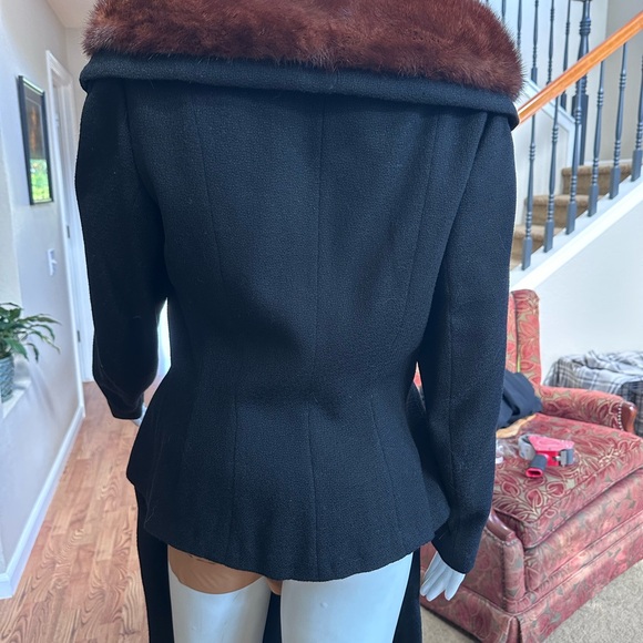 Vintage black Lilli Ann Paris San Francisco fur collar suit. Mob wife. Old money - Picture 3 of 13